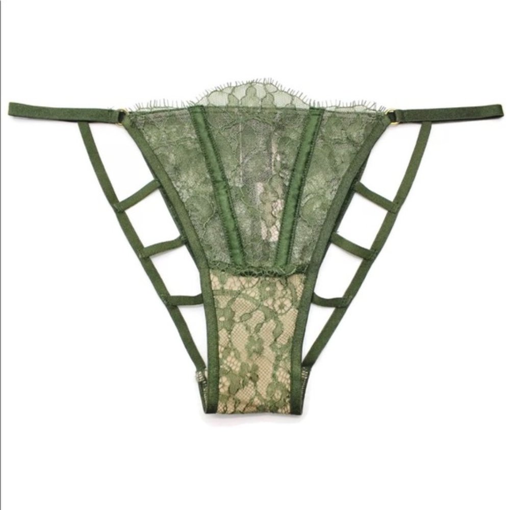 Victorias Secret Lace Low-Rise String Bikini Small 2016 limited edition caged